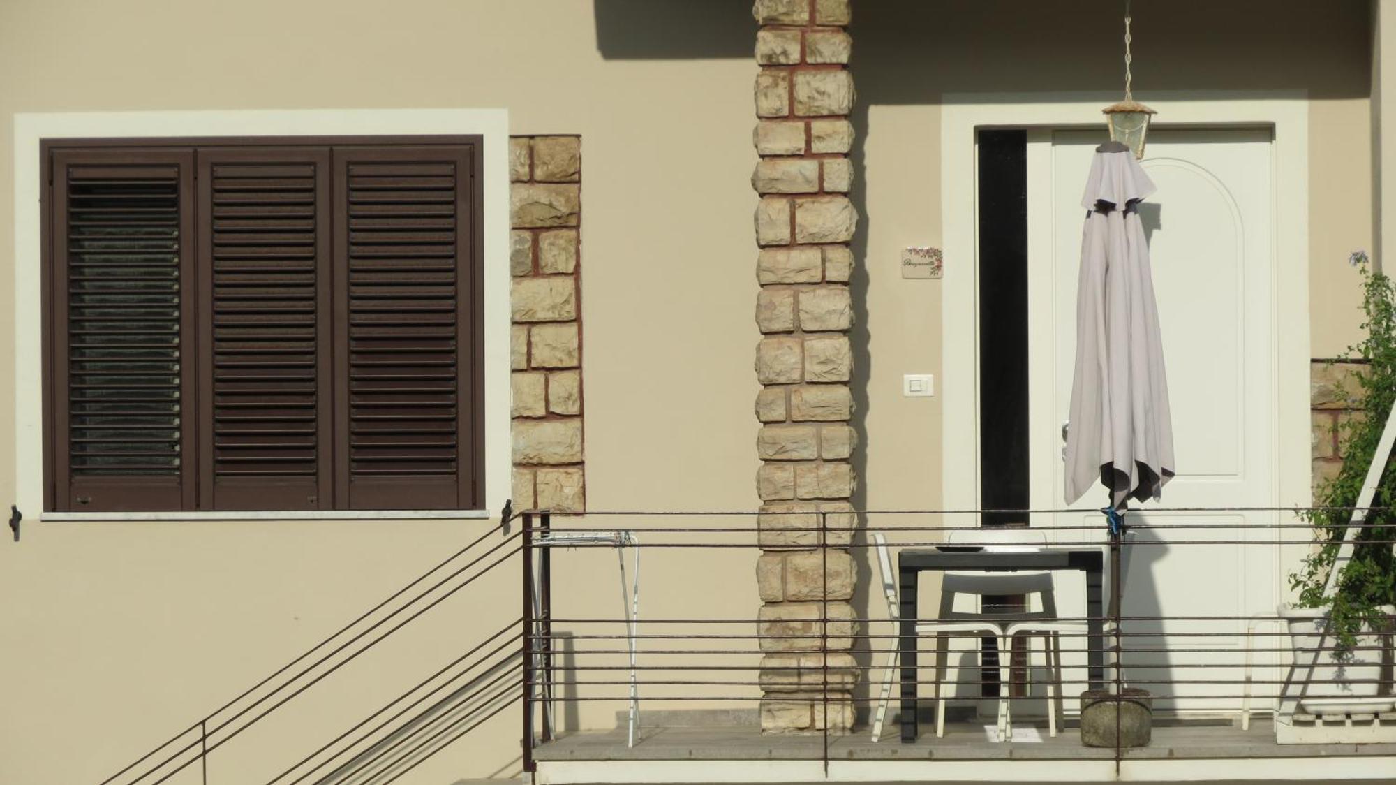 Casa Vacanze “Bouganville” Loc Avane Pisa Vecchiano Exterior foto